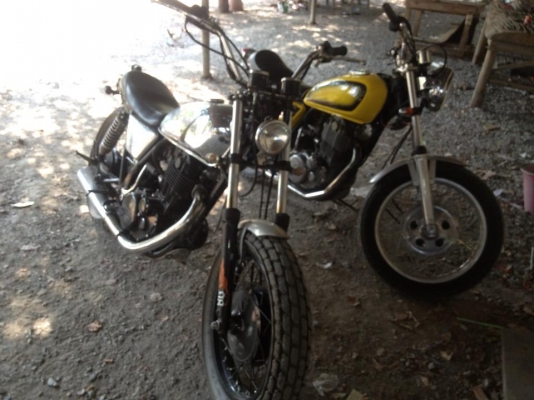 SR400 ราคาโดนใจ มาก่อนได้ก่อนน่ะครับ