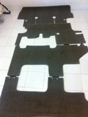 พรมปูพื้นรถตู้ super custom,สภาพใหม่อย่างหนา