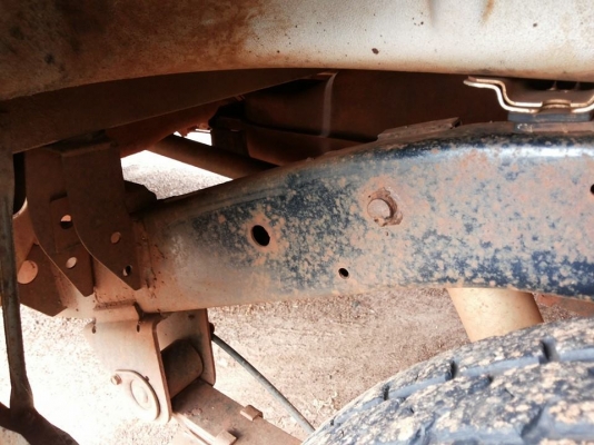 ***ขายแล้วครับขอบคุณ Truck2hand ขายกระบะแค็ปเดิมบางสภาพดี NISSAN BIG-M BD25ฝาแดงจอโค้งแท้ ปี39/96 เครื่องเดิมฝาแดงแรงๆแห้งดีอึดทน ไม่เยิ้ม เกียร์ดีไม่มีหลุด ช่วงล่างแน่นคัสซีสวยเดิมไม่ผุไม่ดาม กระบะดีไม่ผุ พื้นปูกระบะ ล้อแม็ก ย