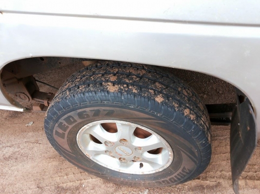 ***ขายแล้วครับขอบคุณ Truck2hand ขายกระบะแค็ปเดิมบางสภาพดี NISSAN BIG-M BD25ฝาแดงจอโค้งแท้ ปี39/96 เครื่องเดิมฝาแดงแรงๆแห้งดีอึดทน ไม่เยิ้ม เกียร์ดีไม่มีหลุด ช่วงล่างแน่นคัสซีสวยเดิมไม่ผุไม่ดาม กระบะดีไม่ผุ พื้นปูกระบะ ล้อแม็ก ย