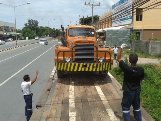 ***ขายแล้วค่ะ เสี่ยโจ้  จ อุดรธานี  พร้อมส่งถึงบ้านค่ะ***สิบล้อหัวลาก อีห้อ อินเตอร์  250 แรงม้า  พร้อมใช้งาน ค่ะ ขับกลับบ้านไปทํางานได้เลยค่ะ 2.9 แสน