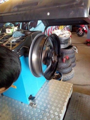 ขายล้อ RVF nc35 ขอบ 17 นิ้ว