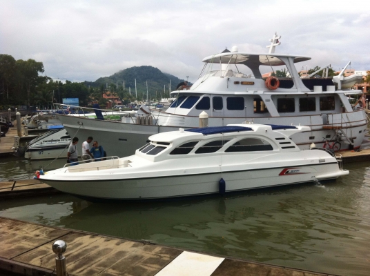 ขายเรือใหม่ SpeedBoat 2เครื่องยนต์ www.seaman-yacht.com