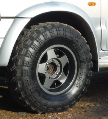 ล้อแม็กซ์ 15 นิ้ว พร้อมยาง MT - 31 นิ้ว