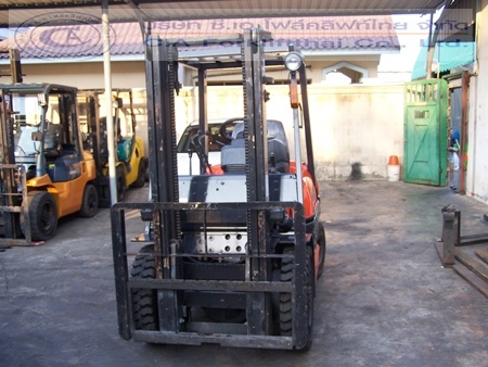 ขายรถ โฟล์คลิฟท์ TOYOTA รุ่น 6-FG20