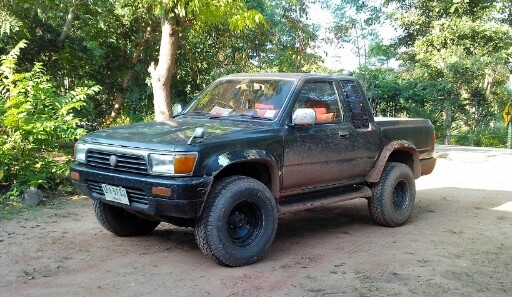 ต้องการขาย รถโฟร์วิล TOYOTA SURF