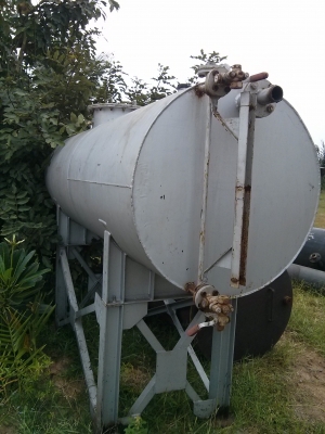 ขาย ถังน้ำมัน 1000ลิตร.++