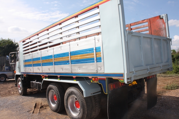 10ล้อขนส่ง ล่องภาคกลาง (ตีเปล่ากลับ) ภาคเหนือ ครับ