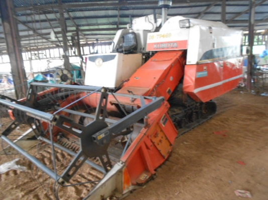 ขายรถเกี่ยวข้าว KUBOTA DC 60 สารคาม