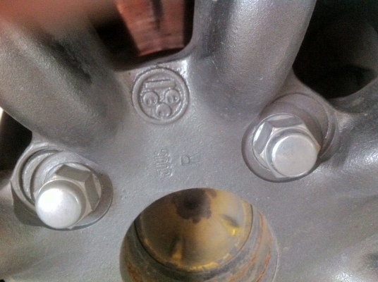 Watanabe type r 13X8 4/114 (rare spac) Watanabe type r 13X8 4/114 (rare spac)