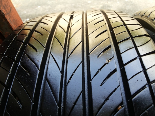 ยาง maxxis 195 55 15 ปี2012