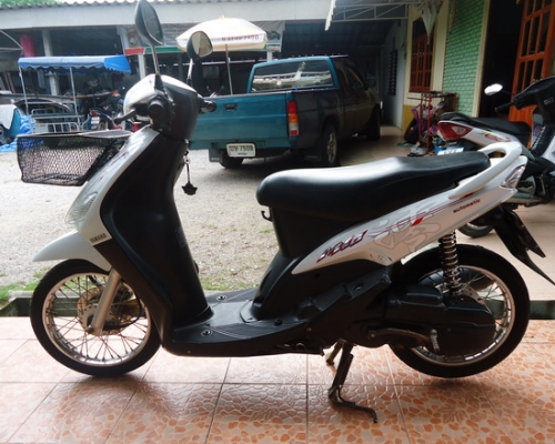 ขาย Yamaha Mio จดปี49 เอกสาารชุดโอนครบ เดิมๆทั้งคัน