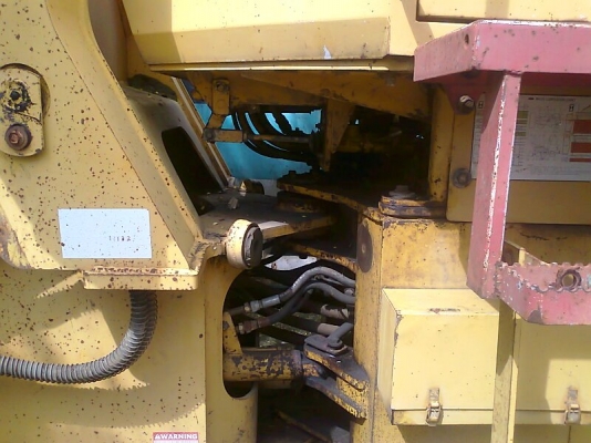 รถตัก KOMATSU WA120-1 ซีเรียล 12182  แรงตักดี ทำงานไว ประหยัดน้ำมัน สีเดิม ๆ