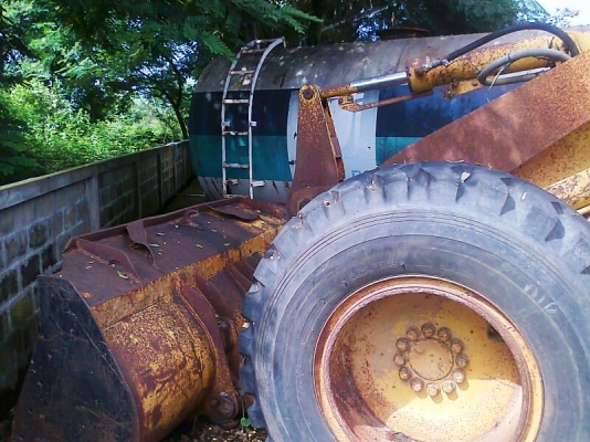 รถตัก KOMATSU WA120-1 ซีเรียล 12182  แรงตักดี ทำงานไว ประหยัดน้ำมัน สีเดิม ๆ