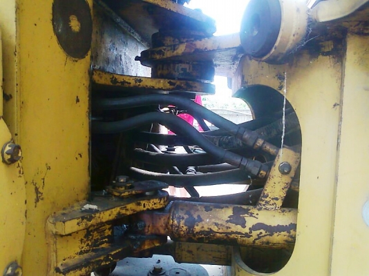 รถตัก KOMATSU WA120-1 ซีเรียล 12182  แรงตักดี ทำงานไว ประหยัดน้ำมัน สีเดิม ๆ