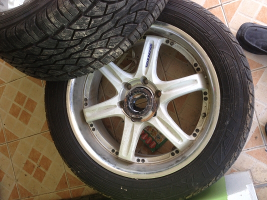 ขาย max Volk Racing R 20 พร้อมยาง สองวงครับ ขาย max Volk Racing R 20 พร้อมยาง สองวงครับ