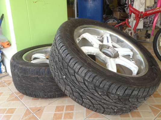 ขาย max Volk Racing R 20 พร้อมยาง สองวงครับ ขาย max Volk Racing R 20 พร้อมยาง สองวงครับ