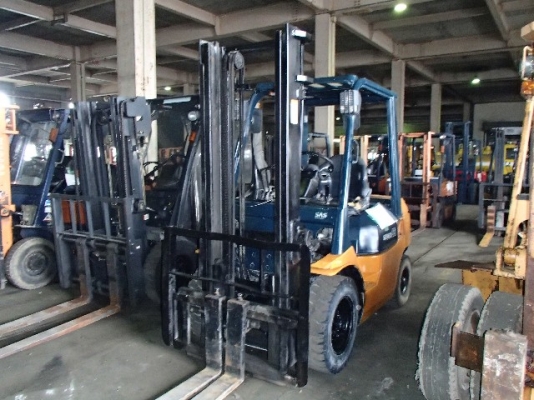 ขายรถฟอร์คลิฟต์TOYOTA 7FD25 เก่าญี่ปุ่นสภาพสวย2.5ตัน