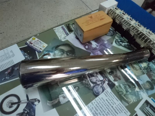 ขายปลายท่อแท็บ sr 400 1000 บาท