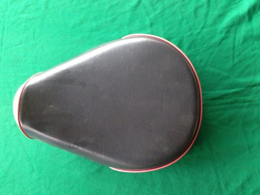 ขายเบาะC ถังเเยก สภาพตามรูปนะครับ ราคา 300 บาทพร้อมส่งนะ ขายเบาะC ถังเเยก สภาพตามรูปนะครับ ราคา 300 บาทพร้อมส่งนะ