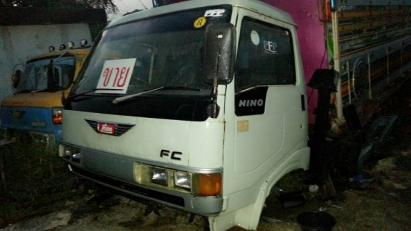 ขายครับหัว.FCสวยสุดๆผุแค่จุดเดียวหัวบ้านเรากระจกไฟฟ้า