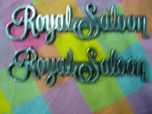 ขาย โลโก้เป็นของโตโยต้าคราว์ ขาย โลโก้เป็นของโตโยต้าคราว์