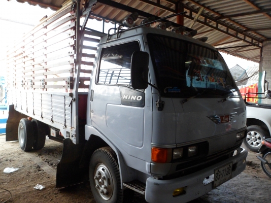 ขายด่วน HINO - FB 120 hp ซุปเปอร์เสี่ย ราคา 600000 บาท