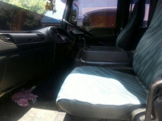 รถอีซูซุ lSUZU 10 ล้อ ตู้เย็น FVM 195 แรงม้า. ปี 43 ( ยูโรวัน แท้. ) สนใจติดต่อ 081 - 6079515 รถอีซูซุ lSUZU 10 ล้อ ตู้เย็น FVM 195 แรงม้า. ปี 43 ( ยูโรวัน แท้. ) สนใจติดต่อ 081 - 6079515