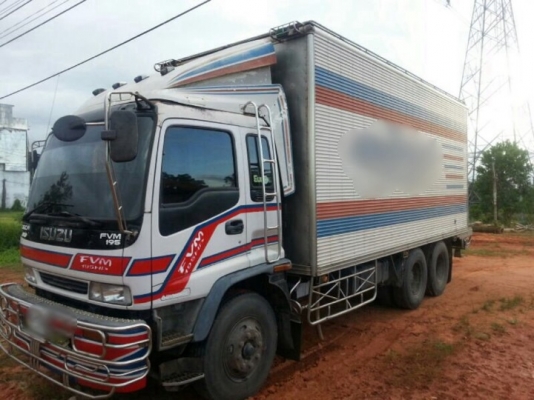 รถอีซูซุ lSUZU 10 ล้อ ตู้เย็น FVM 195 แรงม้า. ปี 43 ( ยูโรวัน แท้. ) สนใจติดต่อ 081 - 6079515 รถอีซูซุ lSUZU 10 ล้อ ตู้เย็น FVM 195 แรงม้า. ปี 43 ( ยูโรวัน แท้. ) สนใจติดต่อ 081 - 6079515