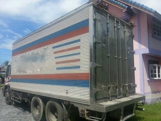 รถอีซูซุ lSUZU 10 ล้อ ตู้เย็น FVM 195 แรงม้า. ปี 43 ( ยูโรวัน แท้. ) สนใจติดต่อ 081 - 6079515 รถอีซูซุ lSUZU 10 ล้อ ตู้เย็น FVM 195 แรงม้า. ปี 43 ( ยูโรวัน แท้. ) สนใจติดต่อ 081 - 6079515