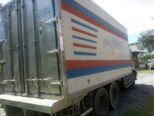 รถอีซูซุ lSUZU 10 ล้อ ตู้เย็น FVM 195 แรงม้า. ปี 43 ( ยูโรวัน แท้. ) สนใจติดต่อ 081 - 6079515 รถอีซูซุ lSUZU 10 ล้อ ตู้เย็น FVM 195 แรงม้า. ปี 43 ( ยูโรวัน แท้. ) สนใจติดต่อ 081 - 6079515