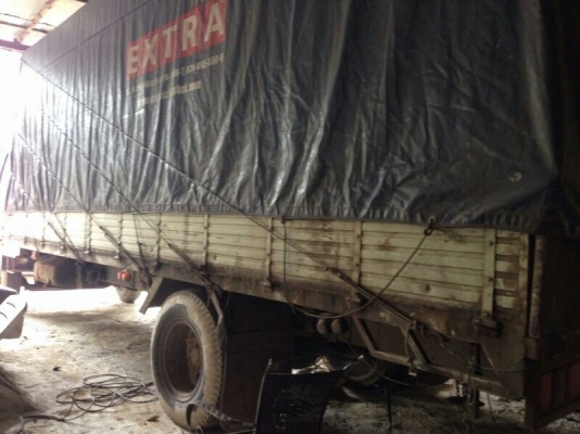 รถอีซูซุ lSUZU 6 ล้อ รั้ว FF 195 แรงม้า. สนใจติดต่อ 081 - 6079515 รถอีซูซุ lSUZU 6 ล้อ รั้ว FF 195 แรงม้า. สนใจติดต่อ 081 - 6079515