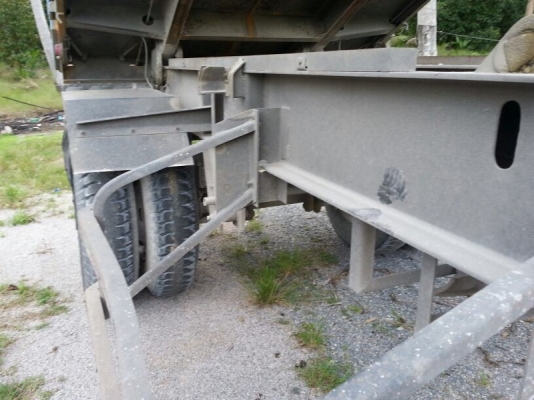 รถฮีโน่ HlNO 10 ล้อดั้ม  344 แรงม้า ปี 53  ( ขายแม่ , ลูก )  ( รถวิ่ง 15x,xxx กม. )  สนใจติดต่อ 081 - 6079515