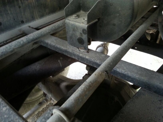 รถฮีโน่ HlNO 10 ล้อดั้ม  344 แรงม้า ปี 53  ( ขายแม่ , ลูก )  ( รถวิ่ง 15x,xxx กม. )  สนใจติดต่อ 081 - 6079515