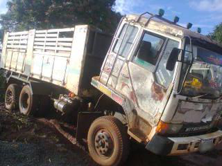 ขายรถบรรทุกสิบล้อดั๊มพ์ Mitsubishi 215 หน้ากากดำ เครื่อง HO7C 195 แรง เกียร์ HO ช่วงล่าง Isuzu 200