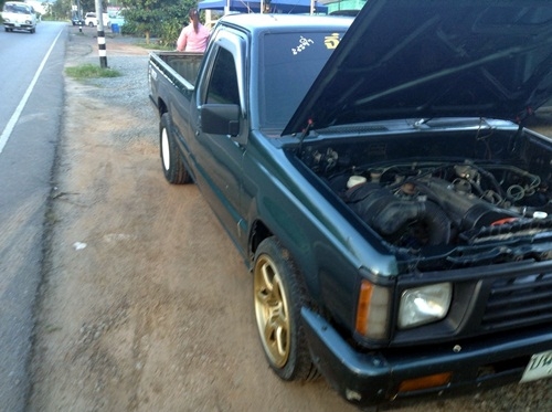 ขายด่วน MITSUBISHI CYCLONE 2.5 ปี 1995 ตอนเดียว พร้อมใช้งาน