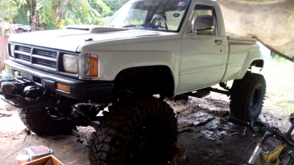 โช๊คกันสะบัด ติดคานแข็ง