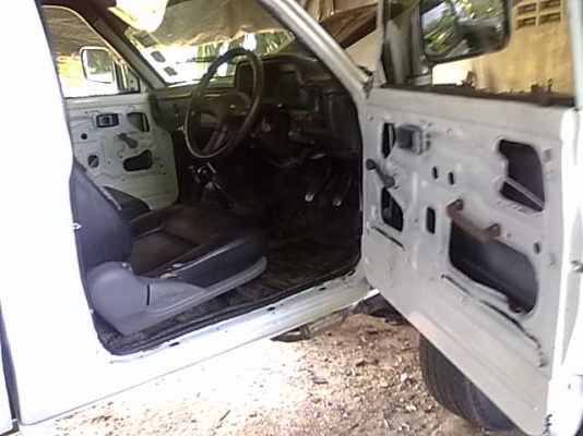 โช๊คกันสะบัด ติดคานแข็ง