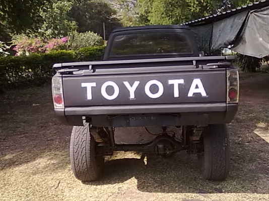 โช๊คกันสะบัด ติดคานแข็ง