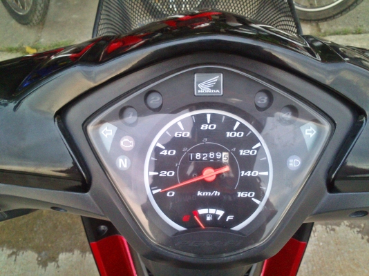 ฮอนด้า เวฟ110iปี54 สีแดงดำสภาพใหม่มากเครื่องดีวิ่งน้อย