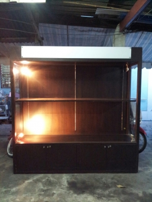 ขาย ตู้โชว์ หลังใหญ่่