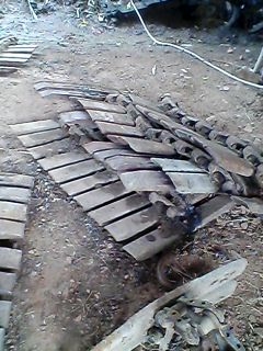 ขายด่วน! ใบแทร๊กรถเกี่ยวข้าว ราคาถูก มี100กว่าใบ ขายด่วน! ใบแทร๊กรถเกี่ยวข้าว ราคาถูก มี100กว่าใบ