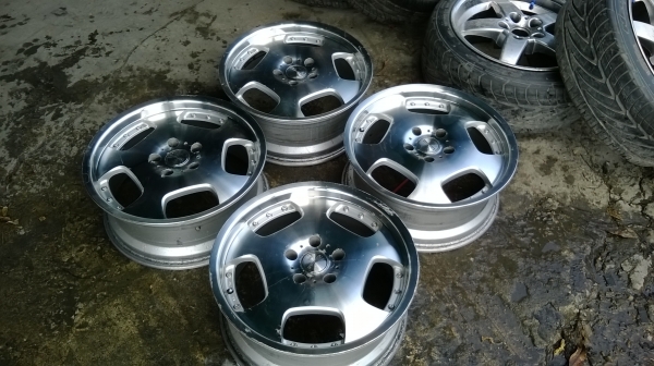 ขายล้อVIP ขอบ17 5รู114 ล้อนอกชุดละ6800