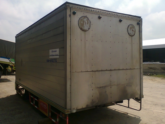 ตู้แห้ง 6 ล้อ ISUZU NPR ยาว 5 เมตร สวยๆๆๆ