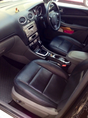 ขายดาวน์ Ford Focus 5 dr. TDCI 2.0 ปี 2011 รุ่น Top สีดำ