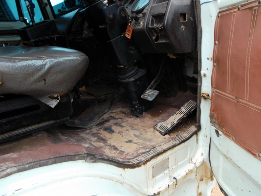 ขายด่วนรถสิบล้อFM187เครือง185แรงม้าดรั้ม2เพลา