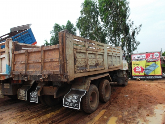 ขายด่วนรถสิบล้อFM187เครือง185แรงม้าดรั้ม2เพลา