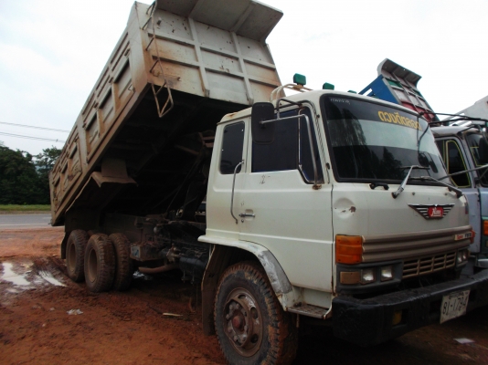 ขายด่วนรถสิบล้อFM187เครือง185แรงม้าดรั้ม2เพลา