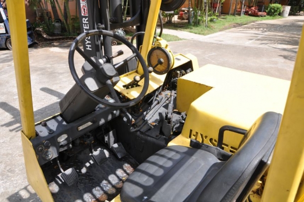 ขายFORKLIFT 2.7ตัน เครื่องดีเซลisuzu งาพับได้ เสาฟรูฟรี่ นำเข้าญี่ปุ่น ขายขาดทุน99,000 เท่านั้น!!