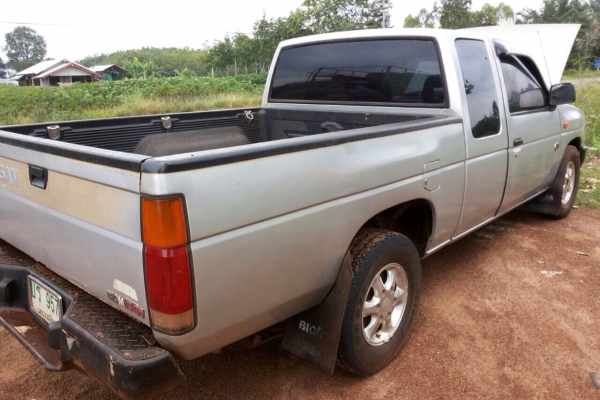 NISSAN BIG-M KINGCAB 2.5 BDi MT ปี 39 จอโค้ง ฝาแดง รถบ้านสภาพดีพร้อมใช้งาน เครื่องแห้งแรงดีไม่มีเยิ้ม ภายในเก๋งคอนโซลสวยครบ แอร์เย็น พวงมาลัยเพาเวอร์ กระบะปูพื้นยางลายเนอร์สภาพสวย ช่วงล่างแน่นคัชซีสวยไม่มีผุ ล้อแม็กลายสวย ช่วงล่างคัชซีสวย ยางสภาพดี 4 เส้น NISSAN BIG-M KINGCAB 2.5 BDi MT ปี 39 จอโค้ง ฝาแดง รถบ้านสภาพดีพร้อมใช้งาน เครื่องแห้งแรงดีไม่มีเยิ้ม ภายในเก๋งคอนโซลสวยครบ แอร์เย็น พวงมาลัยเพาเวอร์ กระบะปูพื้นยางลายเนอร์สภาพสวย ช่วงล่างแน่นคัชซีสวยไม่มีผุ ล้อแม็กลายสวย ช่วงล่างคัชซีสวย ยางสภาพดี 4 เส้น